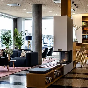 Hotell Airport ****